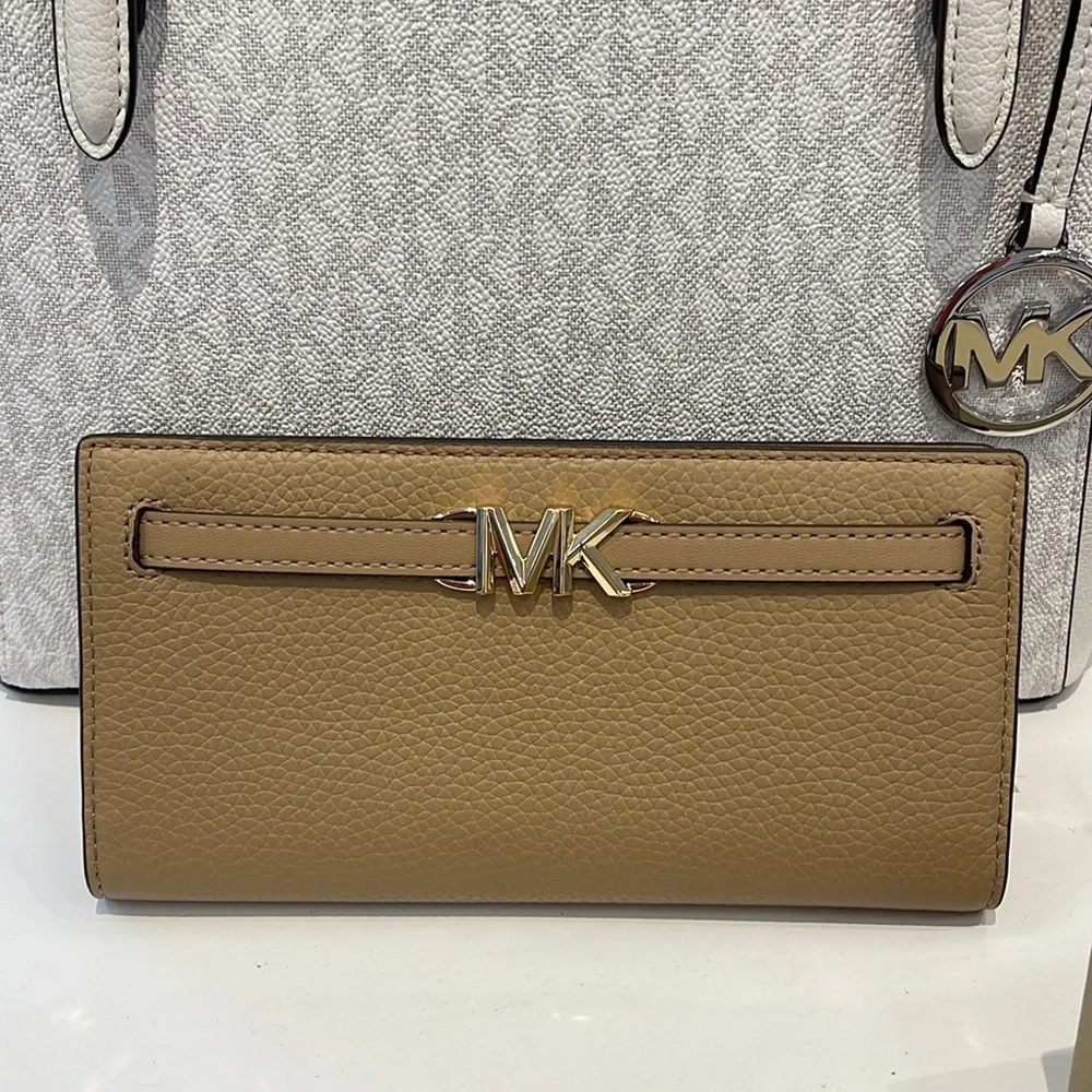 Michael Kors Reed Large Bifold Pebbled Leather Snap Wallet Card Case Camel NWT