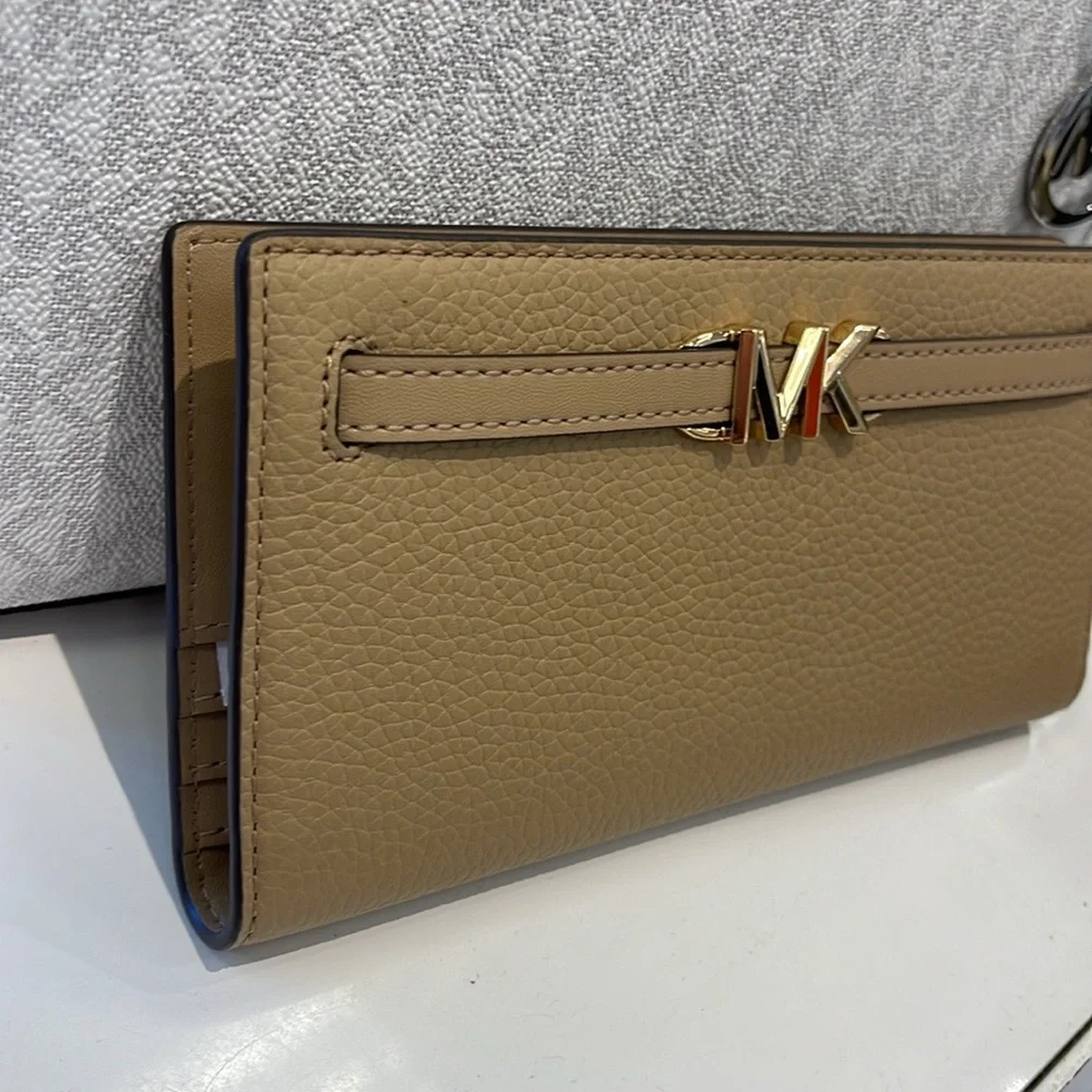 Michael Kors detailing slots
