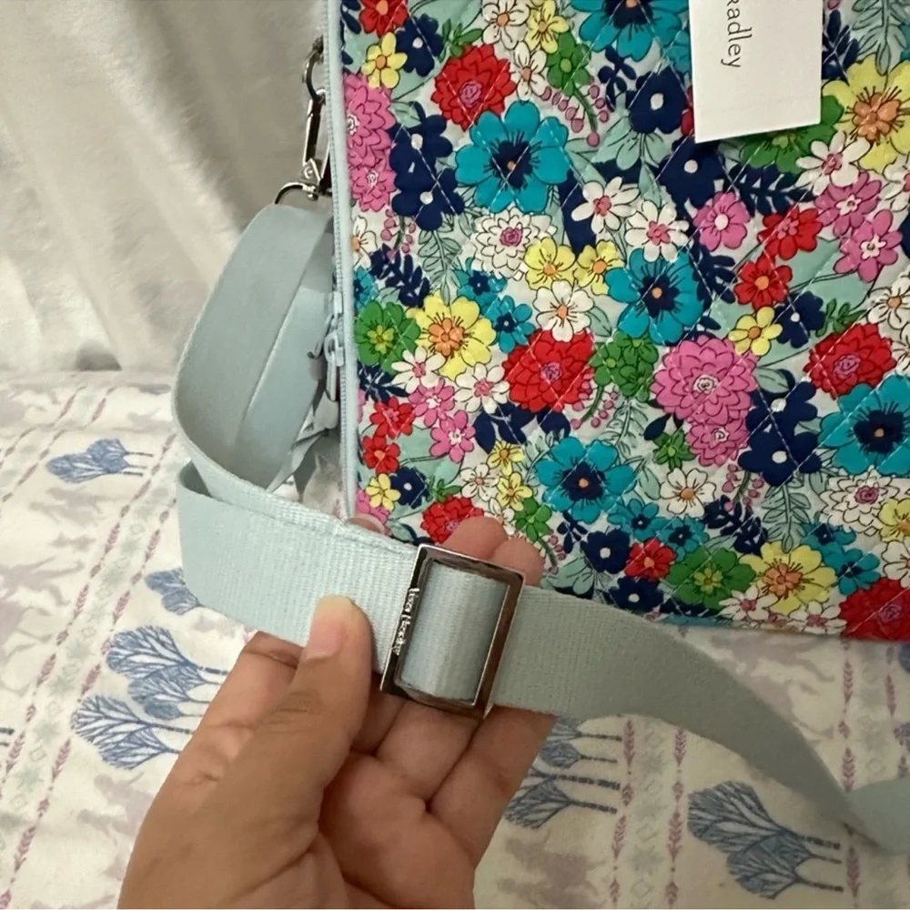 Vera Bradley gorgeous case