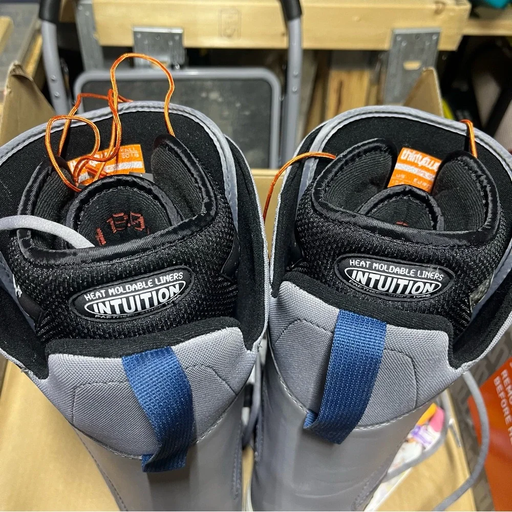 thirtytwo featuring comfort