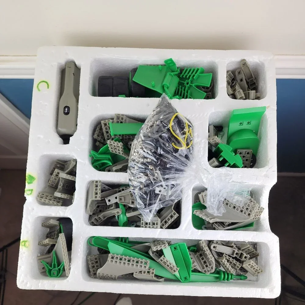 Erector Speed Play 4 Models Building Set Motorized T-Rex