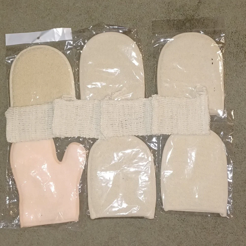 LOT of NIP Luffa Mitts and Soap Bags