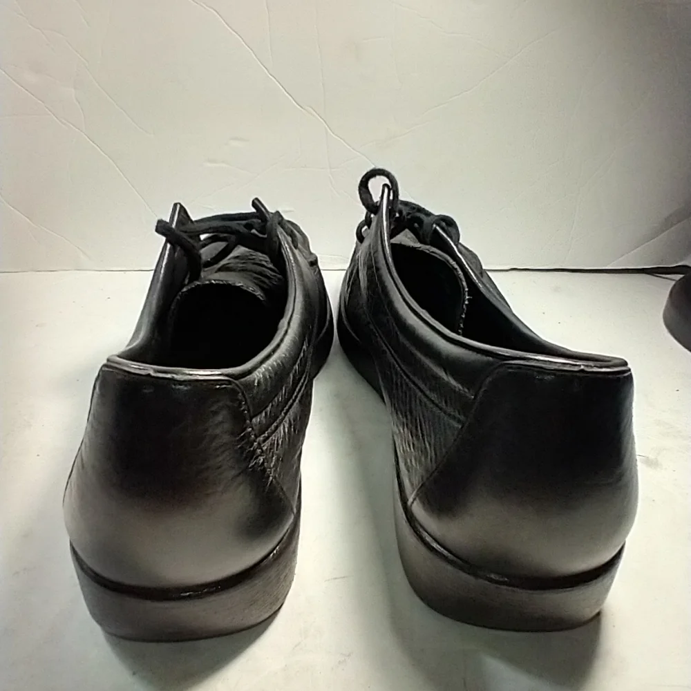 SAS amigo black
