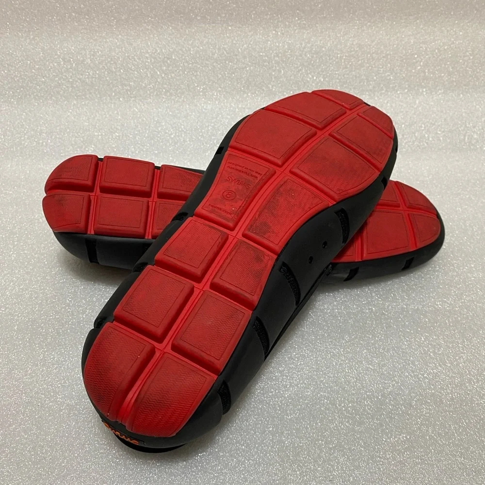 Swims Men’s Sporty Bit Loafer size 8 black red