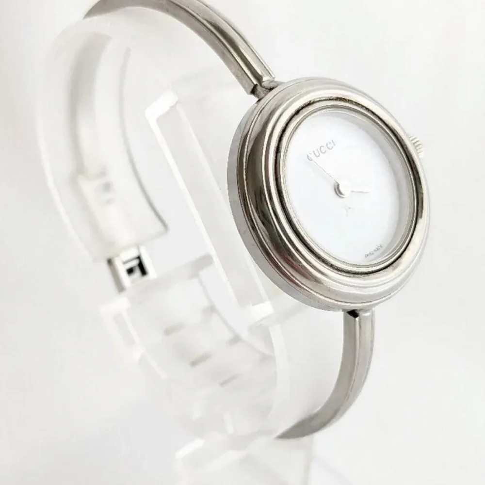 GUCCI Silver Italian Luxury Bracelet Watch with Bezels for changing