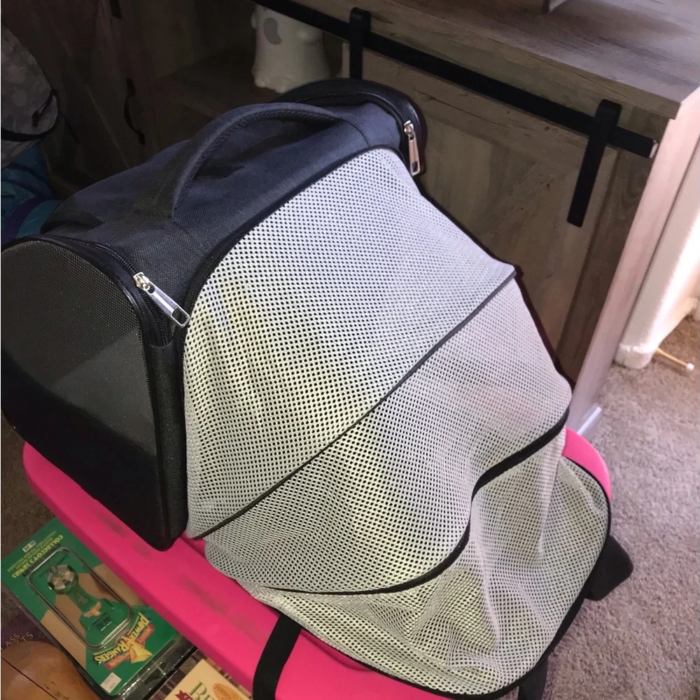 N/A cat backpack