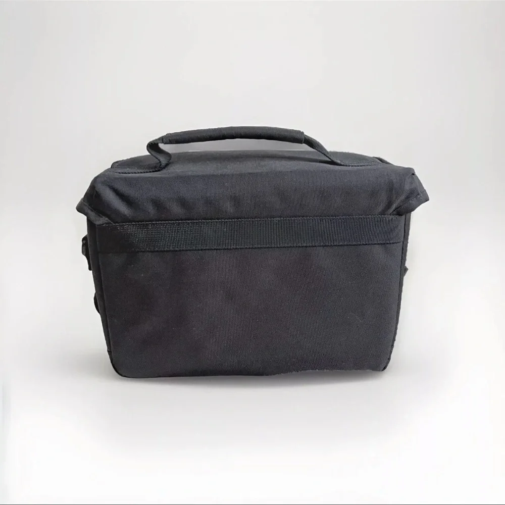 Canon 100es carry