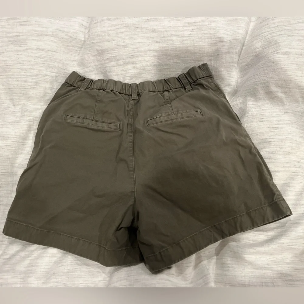shorts gap