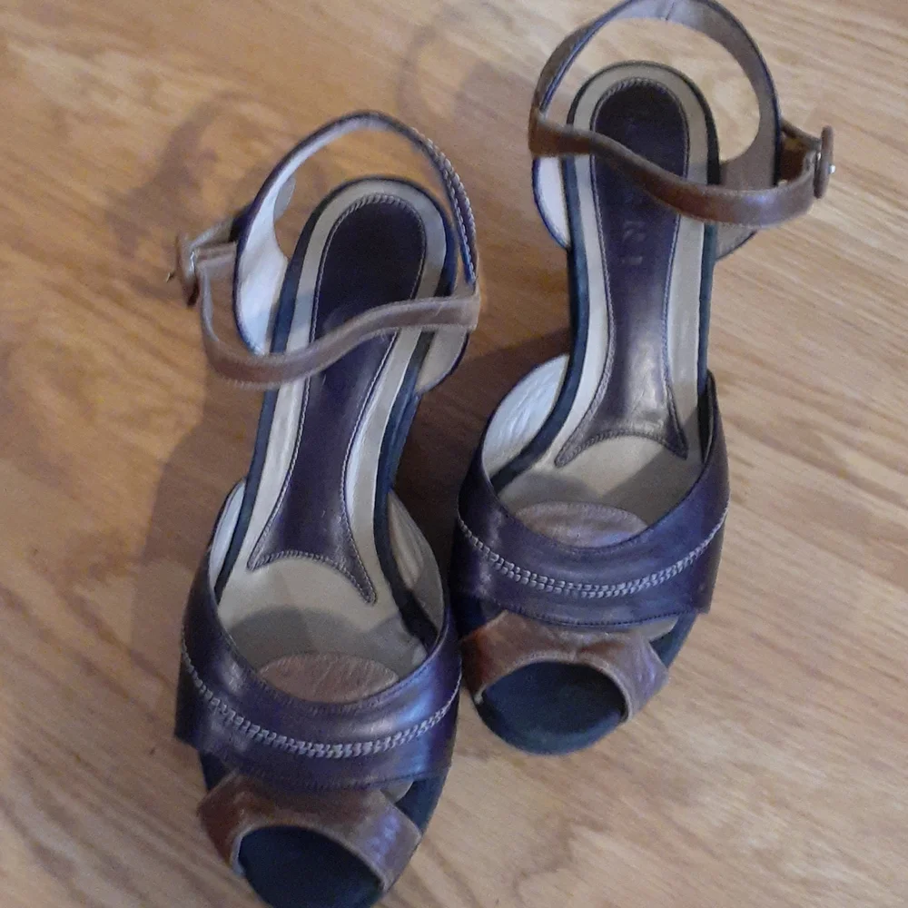MARNI Brown Leather Platform Wedges Sandals Sz 37/7