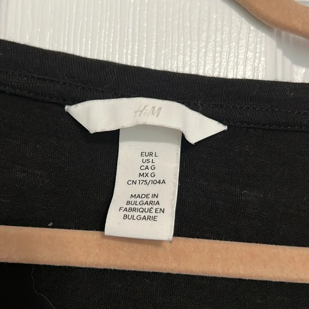 H&M tshirt
