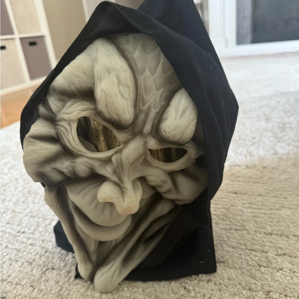 Halloween mask