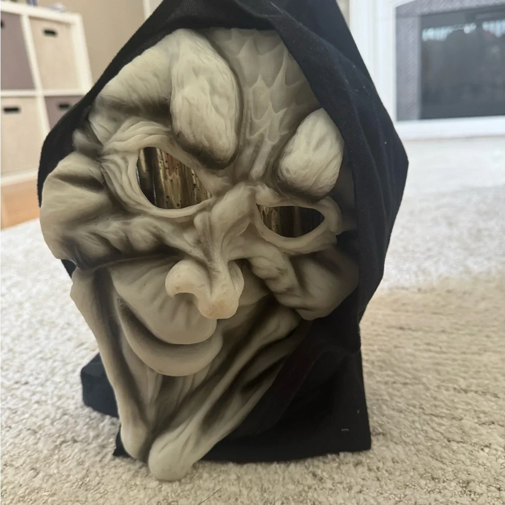 Halloween mask