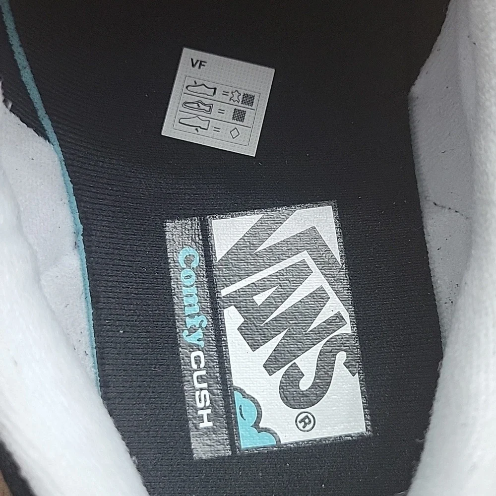 Vans van cruze