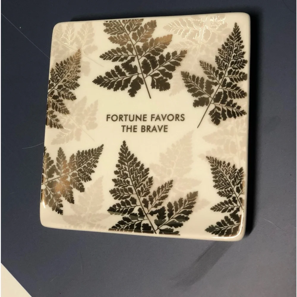 Fringe Studio decorative leaves