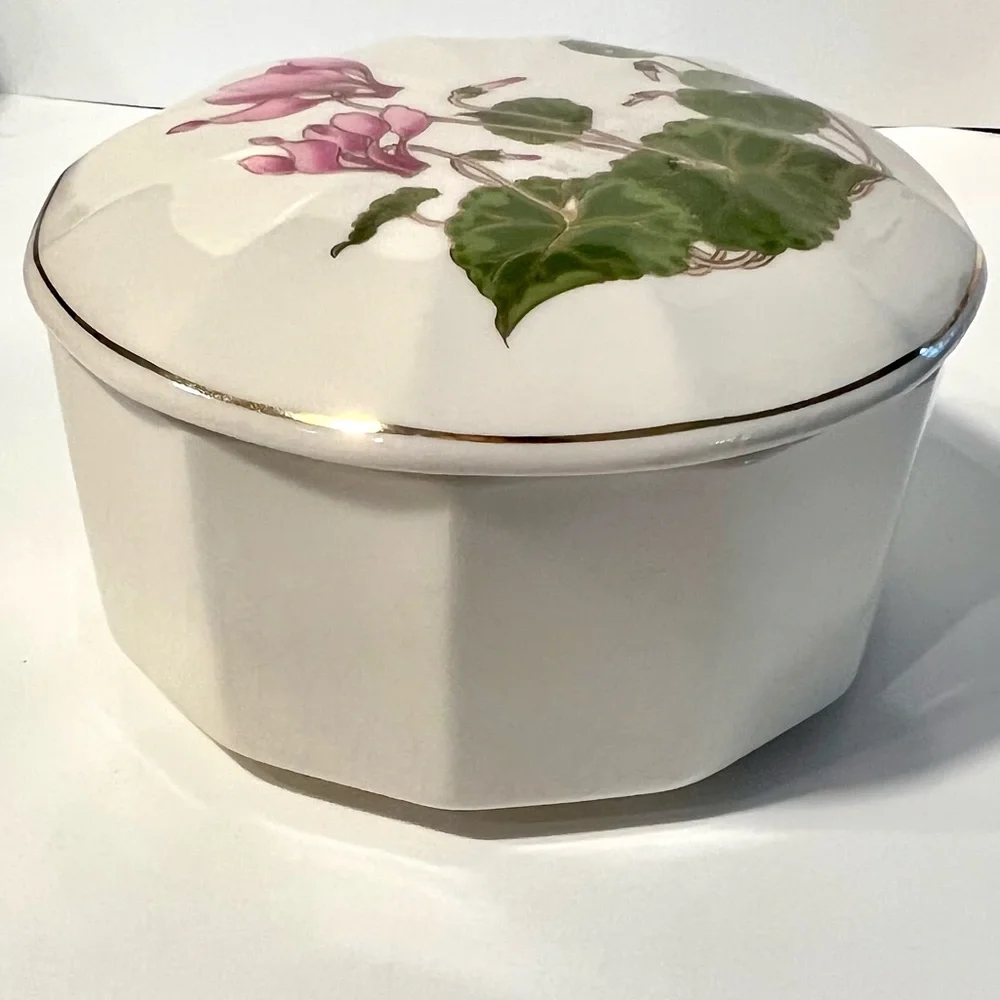 Otagiri vintage porcelain