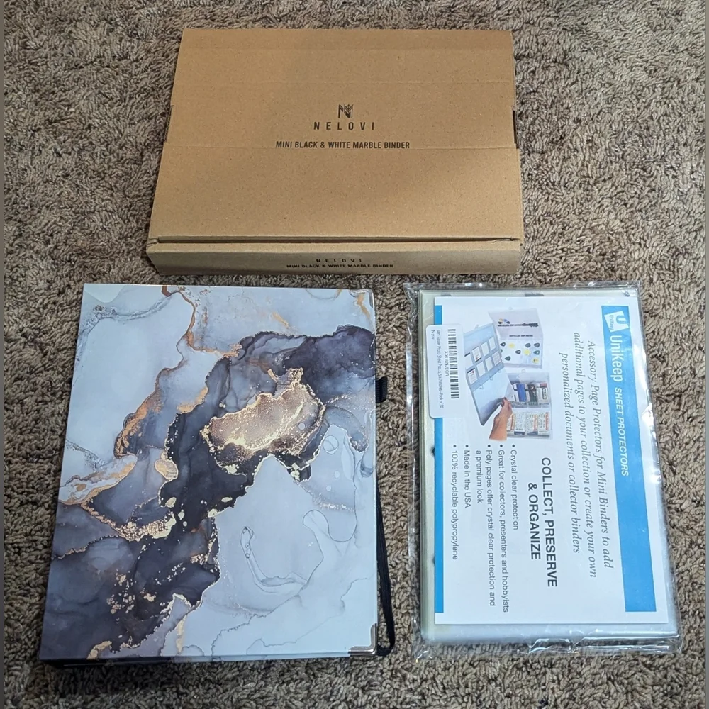 Nelovi Mini Black and White Marble Binder
