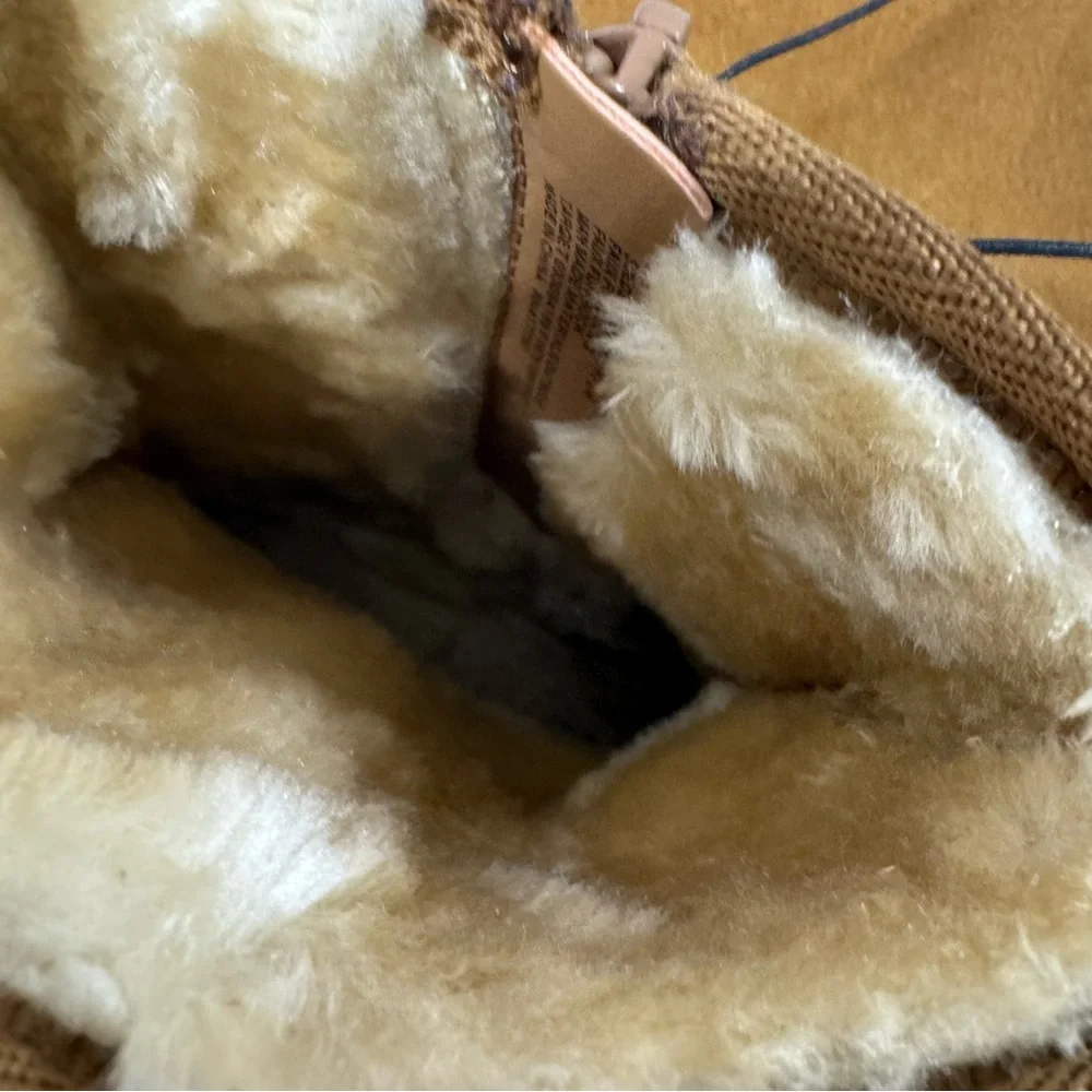 🍁SUEDE SHEARLING STYLE GIRLS BOOTS