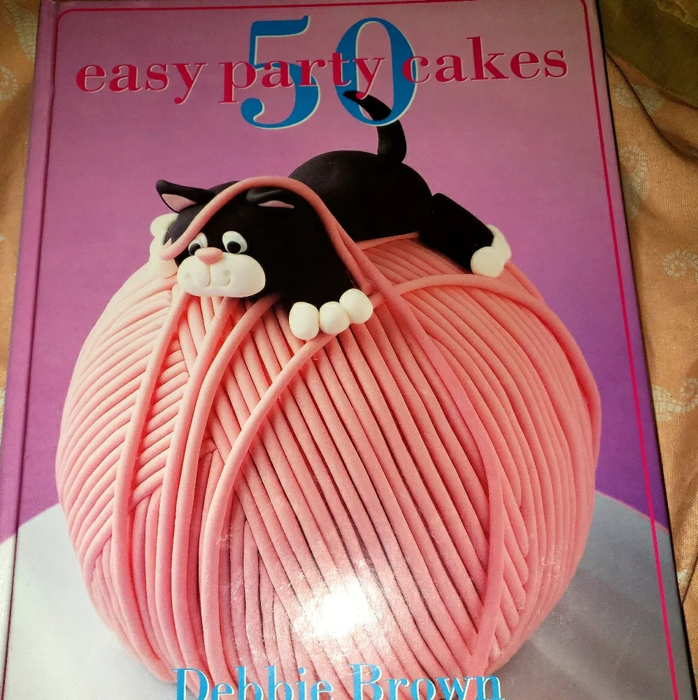 50 Easy Cakes by Debbie Brown Great ideas Cookbook cake decoration
