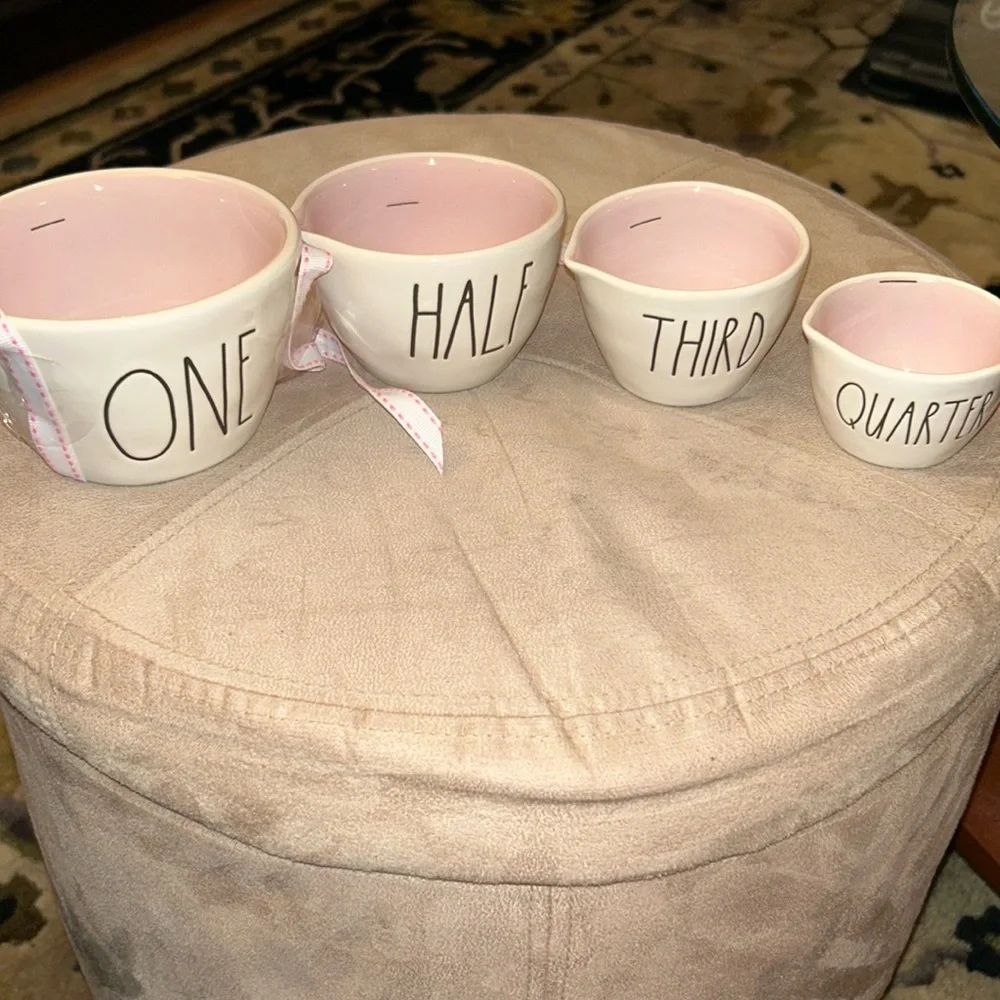 Rae Dunn set measuring