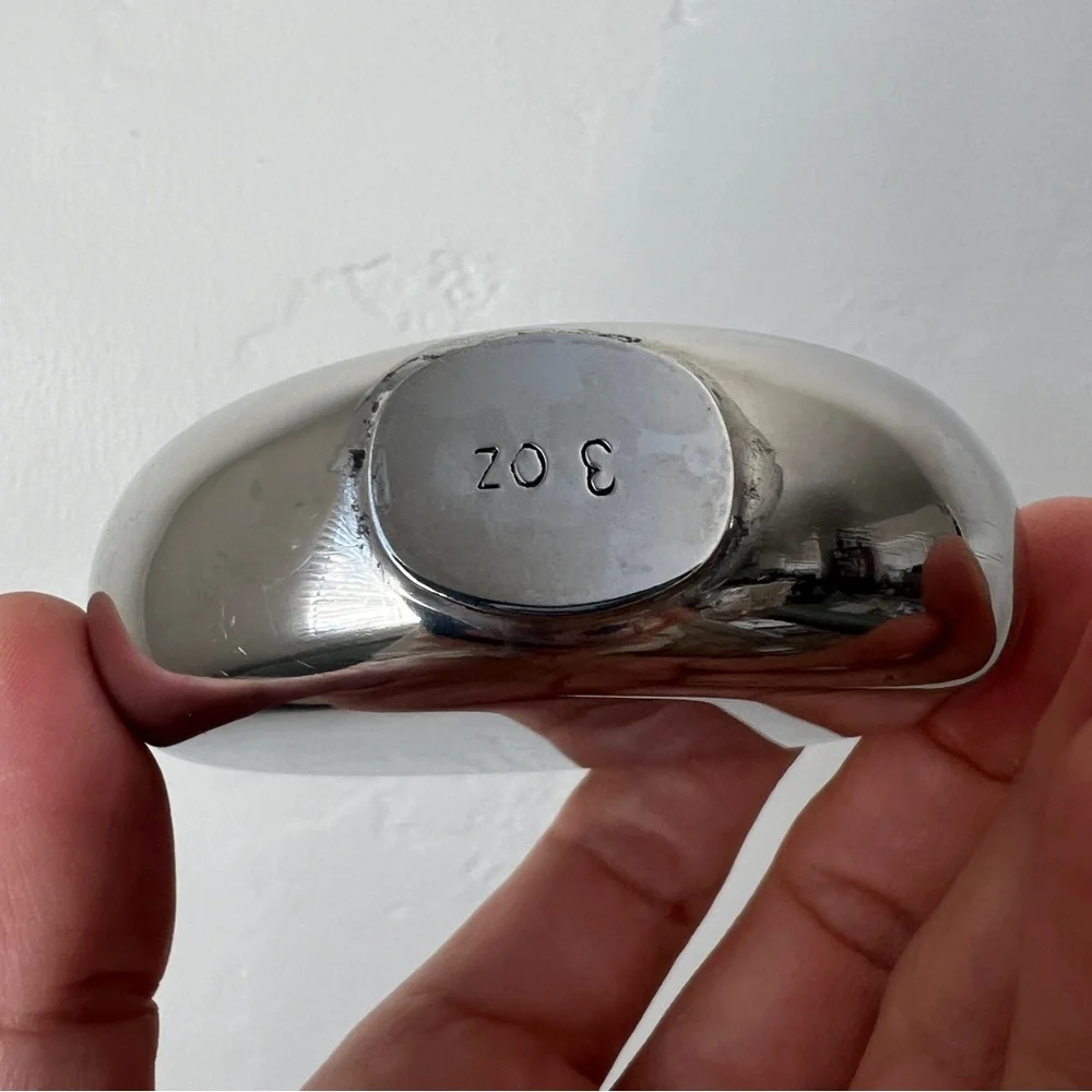 Isola details tags