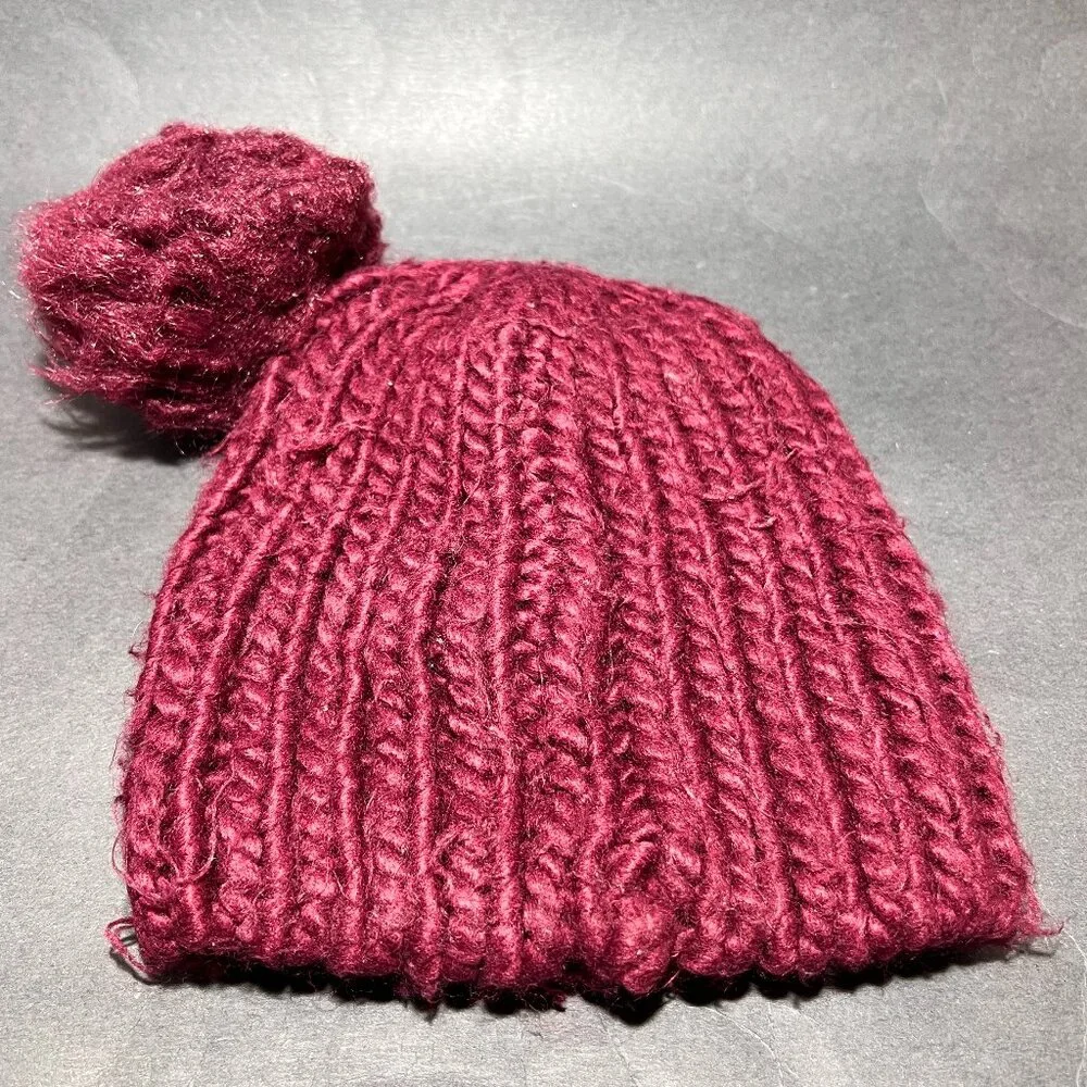 Justice Youth Maroon Knit Beanie Hat Faux Fur Pom Ski Snow Winter Girls Outdoor