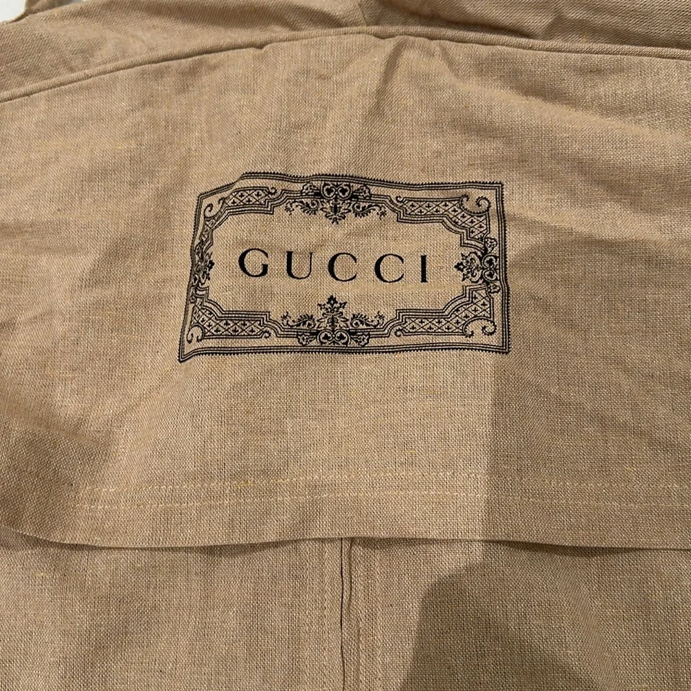 Gucci authentic** garment