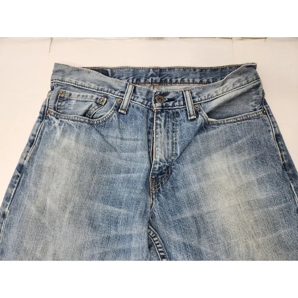 Levis preowned ships