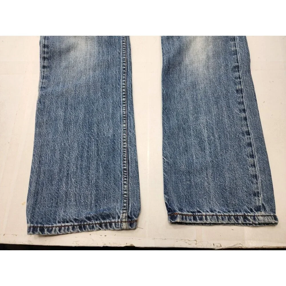 Levis preowned ships