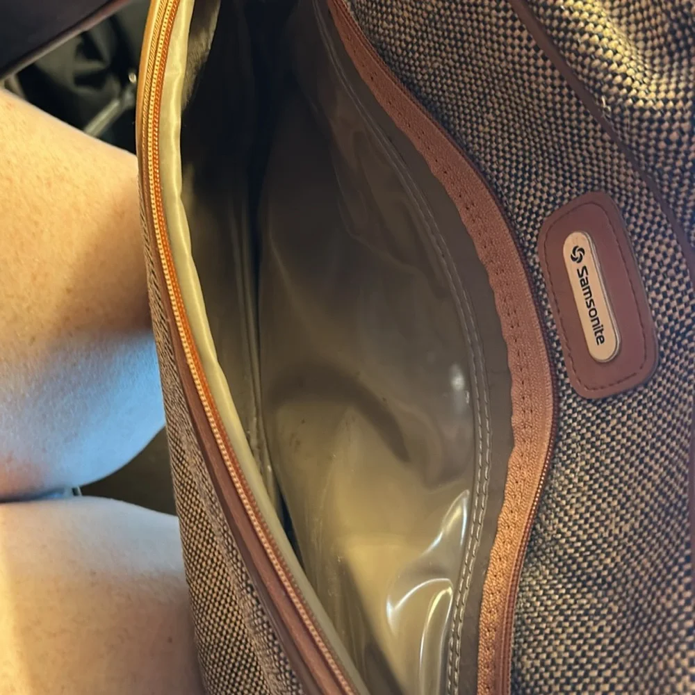 Samsonite excellent been