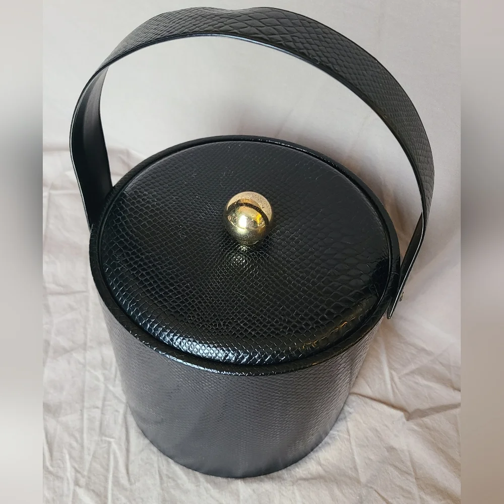 Georges Briard vintage item