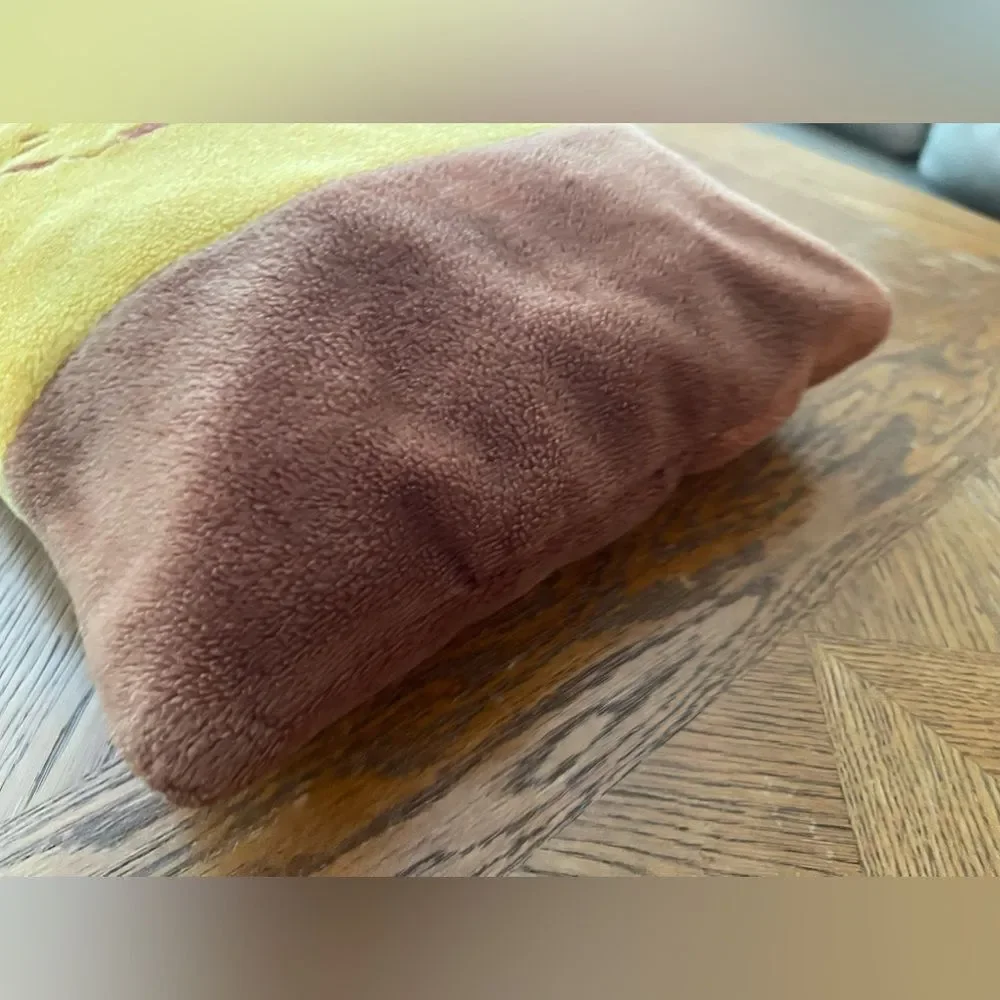 N/A garfield throw