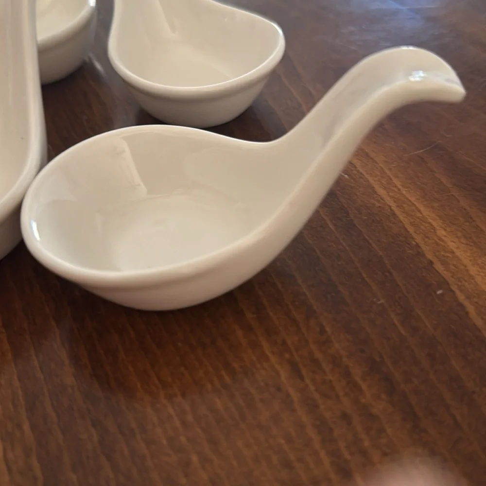 West Elm porcelain serving spoons. 6 spoons perfect condition.