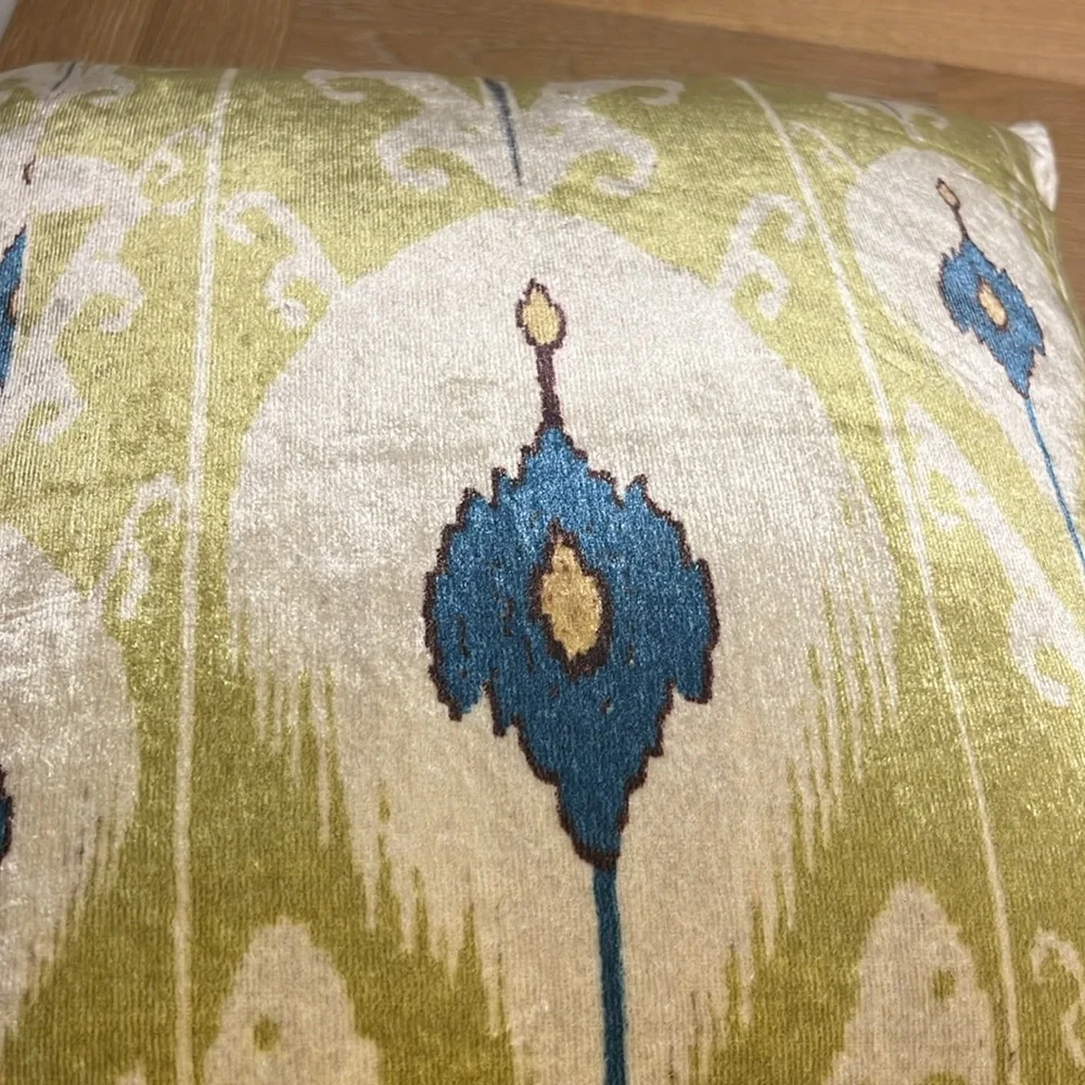 NEW $88 Anthropologie decorated pillow 1 pc