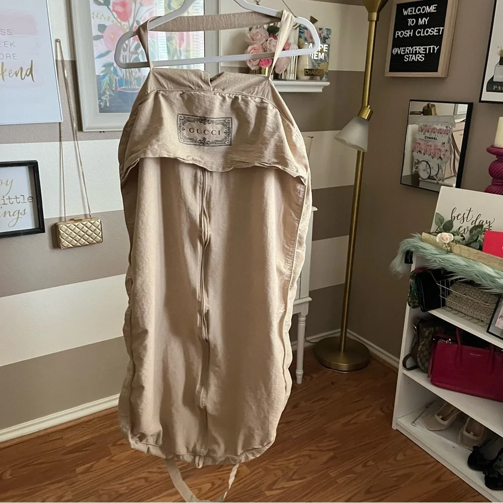Gucci 40 length