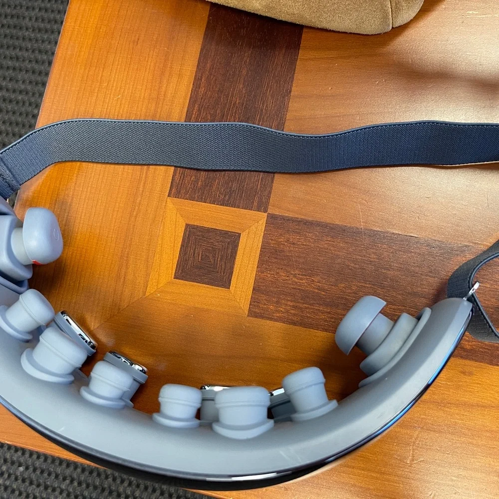 hammacher and schlemmer received as