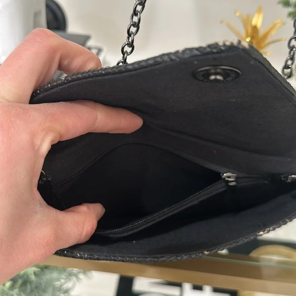 BCBGeneration zipper moves used