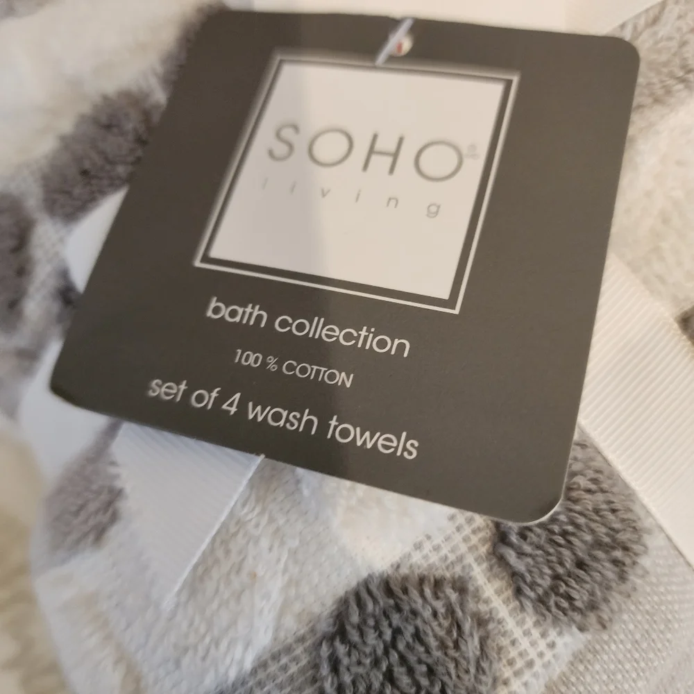 SOHO Living Gray White Dot 100% Cotton Towel Set 4-Piece Washcloth