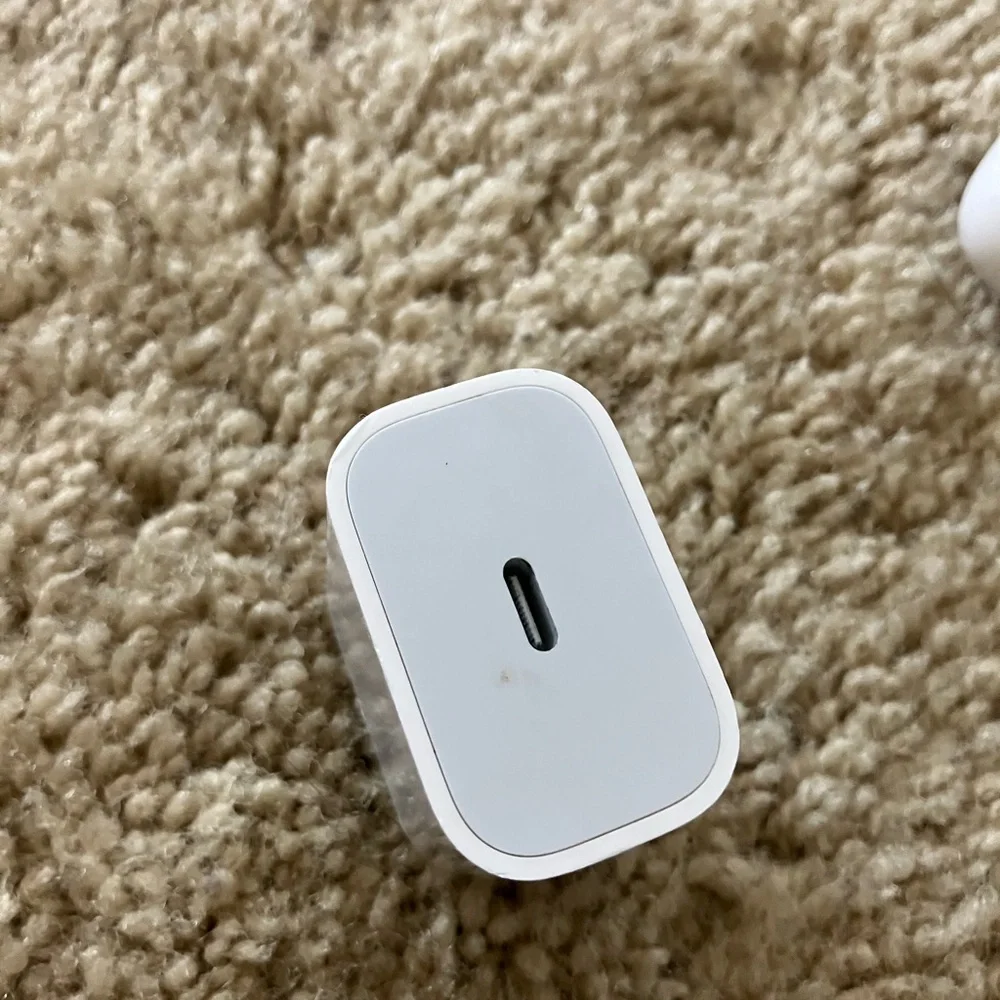 White Silver Apple 20W USB-C Power Adapter
