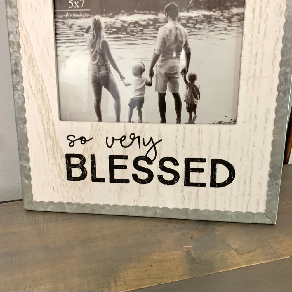 So Very Blessed Farmhouse Hanging Photo Frame