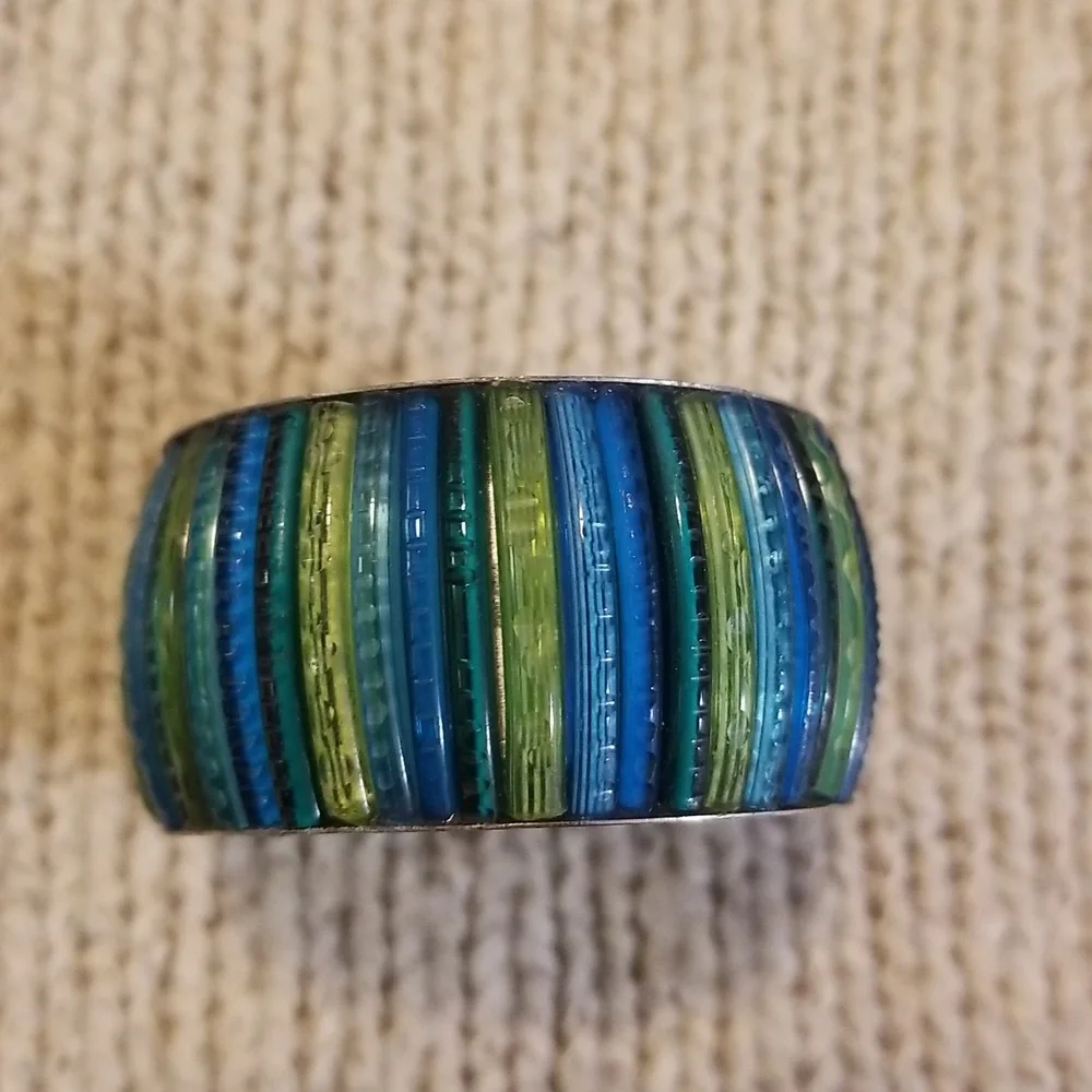 8 Crate&Barrel Napkin Rings Set