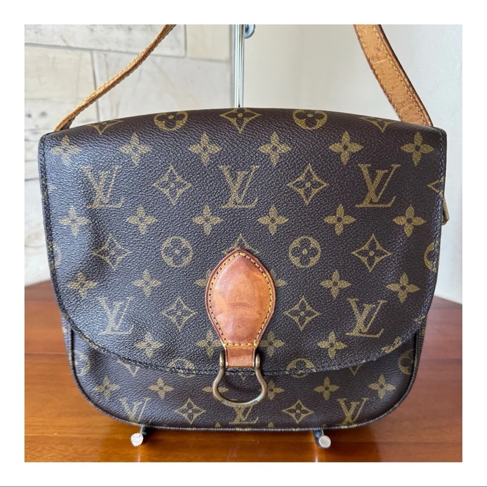 Louis Vuitton 100% authentic