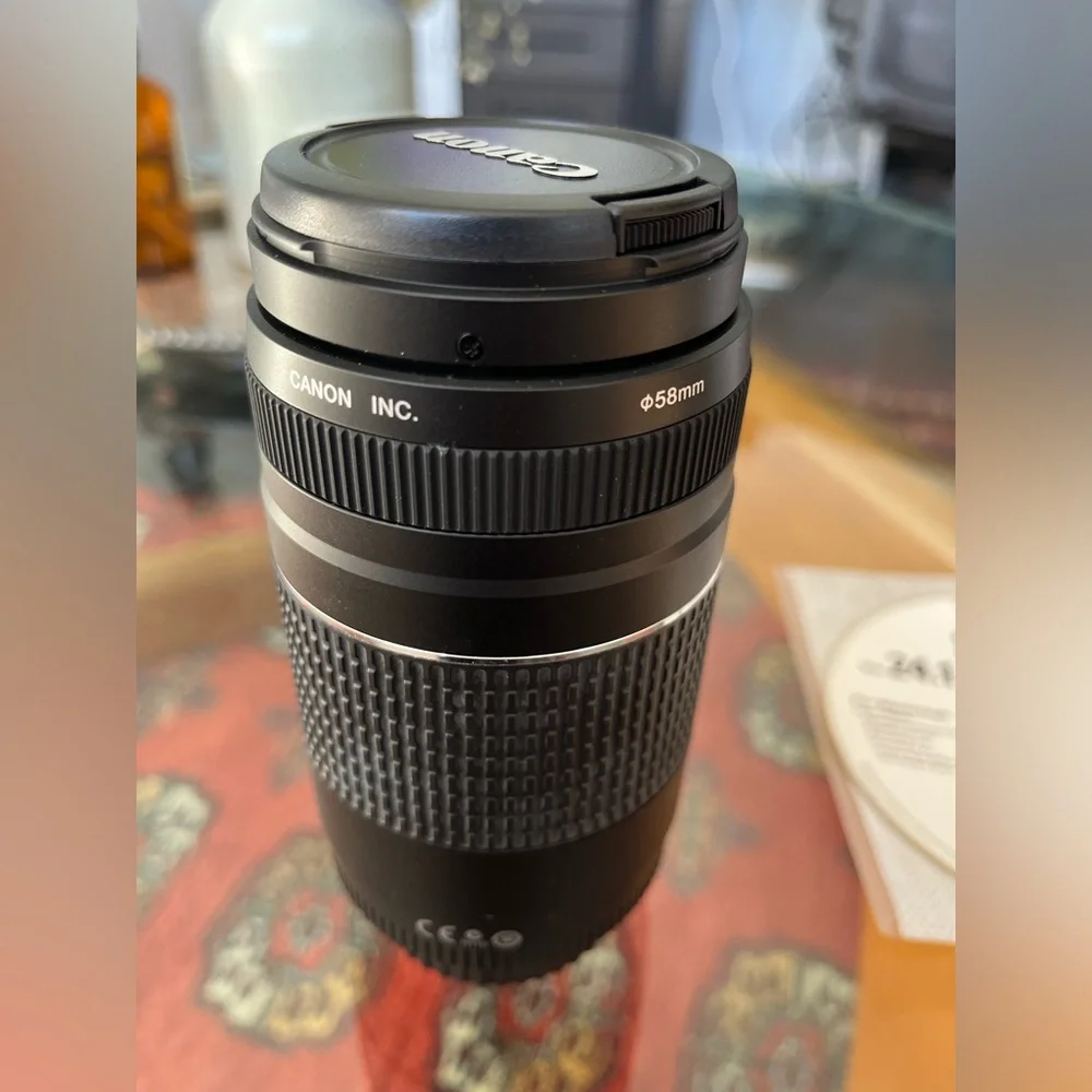 Canon zoom lens