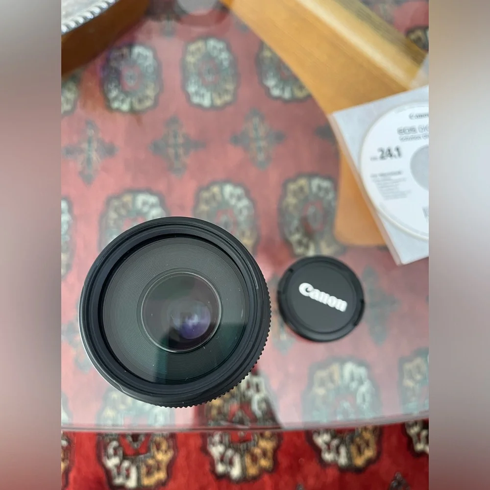 Canon zoom lens