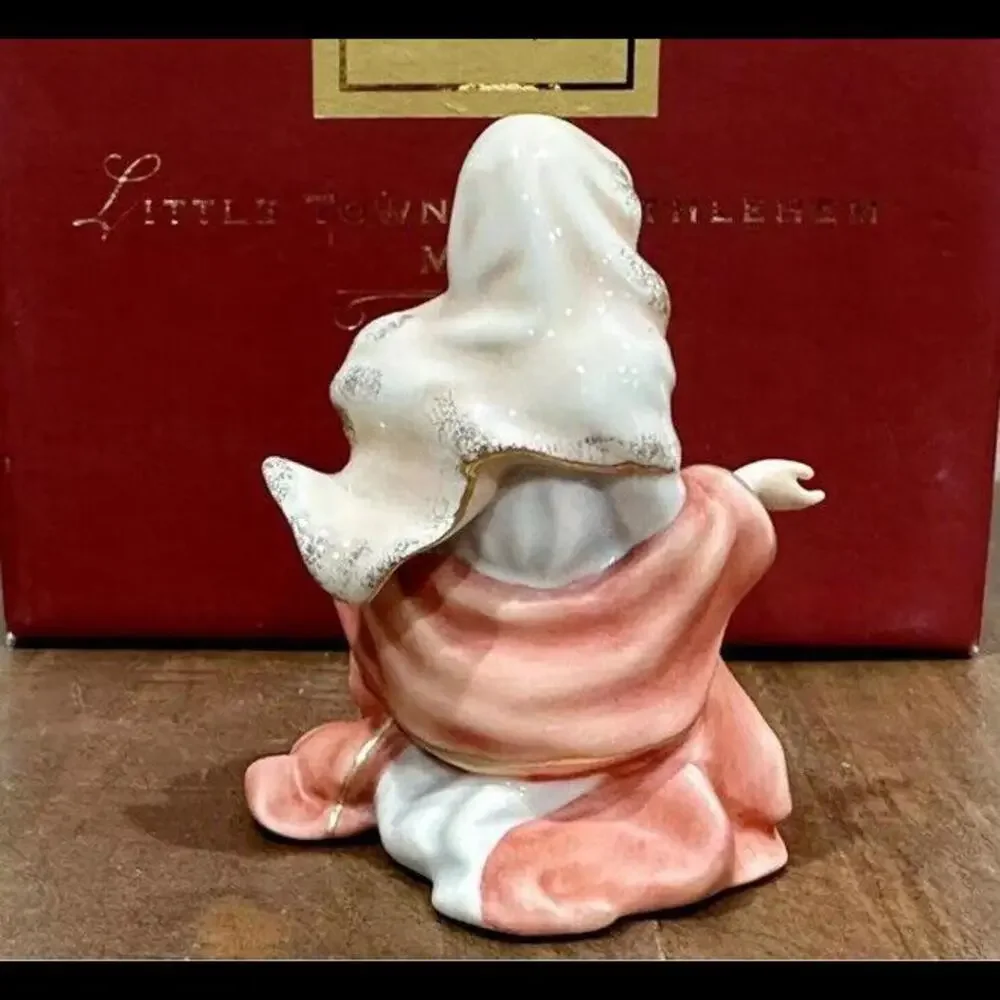 Lenox collectors it