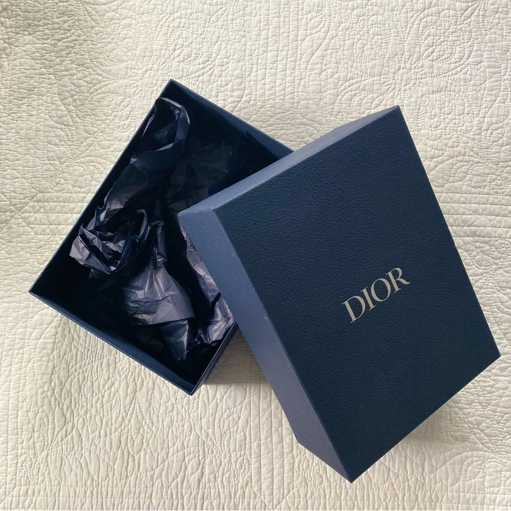Dior empty shoe