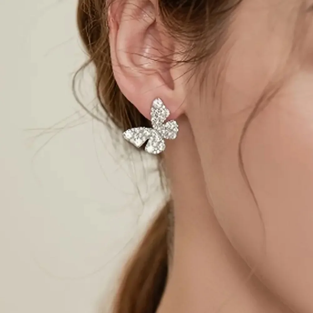 Sparkling Rhinestone Butterfly Earrings