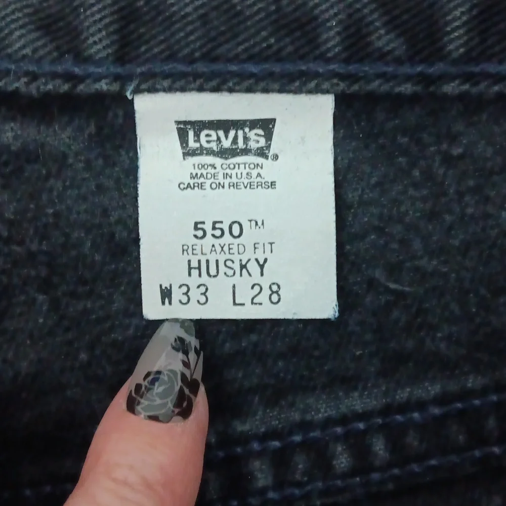Levi's 550 Jeans Men's Size *33 x 28 Black Husky Relaxed Fit Made In USA Pre-own