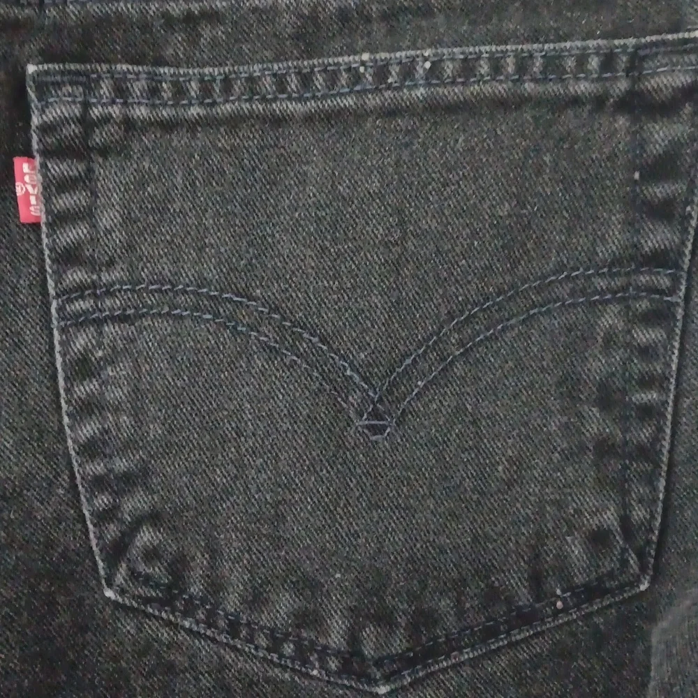 Levi's 550 Jeans Men's Size *33 x 28 Black Husky Relaxed Fit Made In USA Pre-own