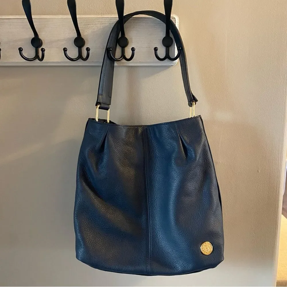 Vince Camuto tags shoulder