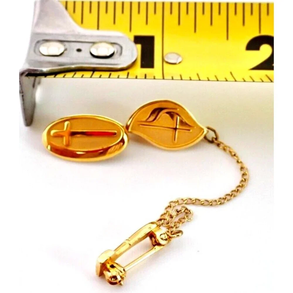 Unbranded gold cross